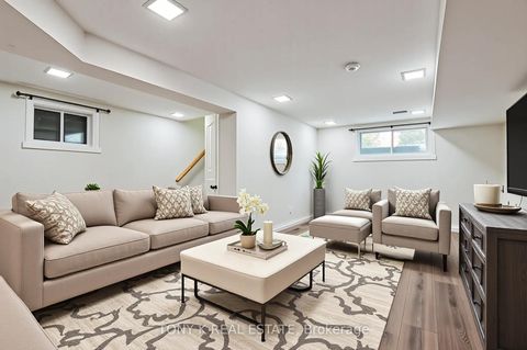 Photo 8 at 20 Granard Boulevard, Cliffcrest, Toronto