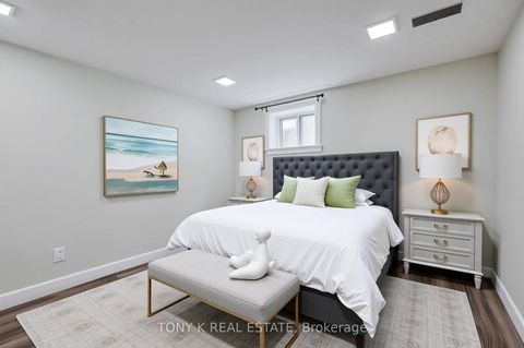 Photo 12 at 20 Granard Boulevard, Cliffcrest, Toronto