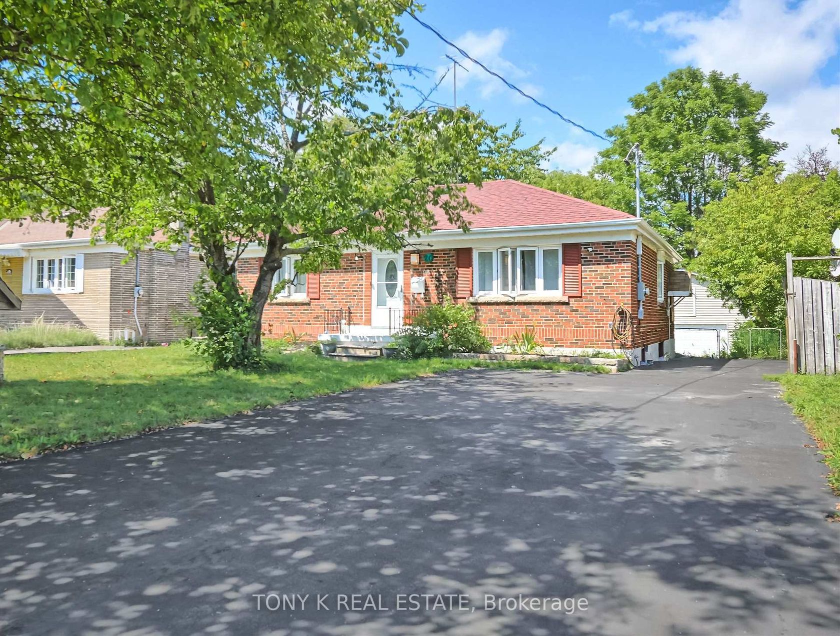 20 Granard Boulevard, Cliffcrest, Toronto 