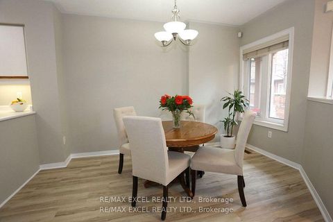 Photo 7 at 37 - 735 New Westminster Drive, Brownridge, Vaughan