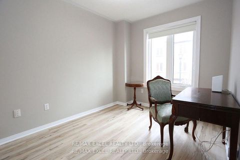 Photo 13 at 37 - 735 New Westminster Drive, Brownridge, Vaughan