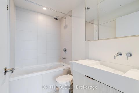 Photo 17 at 3204 - 20 Richardson Street, Waterfront Communities C8, Toronto