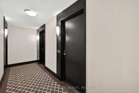 Photo 2 at 803 - 20 North Park Road, Beverley Glen, Vaughan Photo 2 at 803 - 20 North Park Road, Beverley Glen, Vaughan