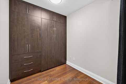 Photo 22 at 803 - 20 North Park Road, Beverley Glen, Vaughan Photo 22 at 803 - 20 North Park Road, Beverley Glen, Vaughan