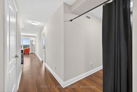 Photo 24 at 803 - 20 North Park Road, Beverley Glen, Vaughan Photo 24 at 803 - 20 North Park Road, Beverley Glen, Vaughan