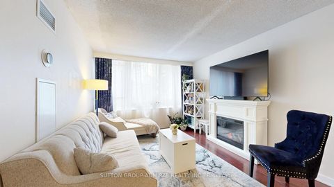 Photo 0 at 201 - 633 Bay Street, Bay Street Corridor, Toronto