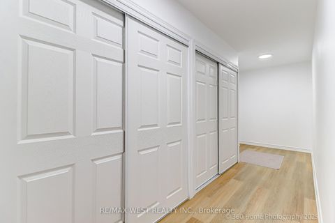 Photo 3 at 803 - 3 Massey Square, Crescent Town, Toronto