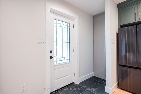 Photo 2 at 21 Karnwood Drive, Birchmount, Toronto