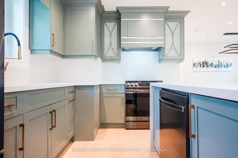Photo 7 at 21 Karnwood Drive, Birchmount, Toronto