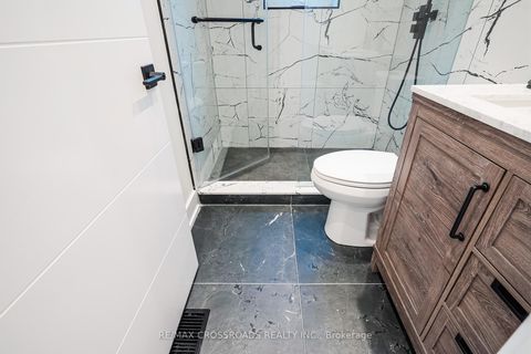Photo 11 at 21 Karnwood Drive, Birchmount, Toronto