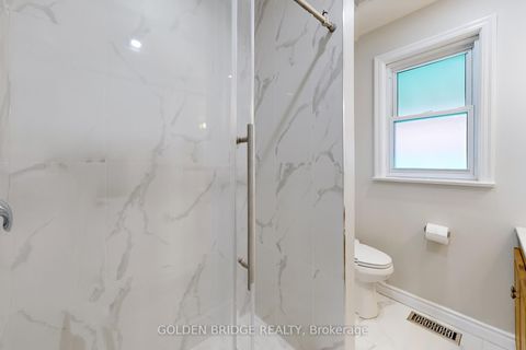 Photo 18 at 438 Centre Street E, Crosby, Richmond Hill