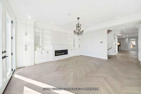 Photo 10 at 309 Ranee Avenue, Glen Park, Toronto