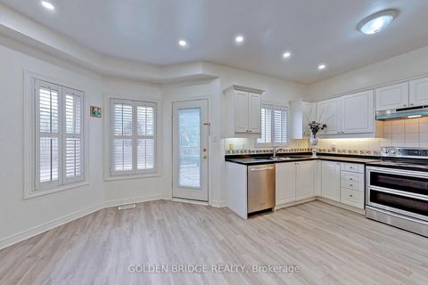 Photo 9 at 150 Larratt Lane, Westbrook, Richmond Hill Photo 9 at 150 Larratt Lane, Westbrook, Richmond Hill