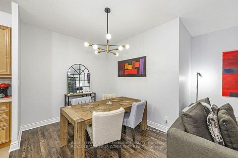 Photo 10 at 114 - 25 Earlington Avenue, Kingsway South, Toronto