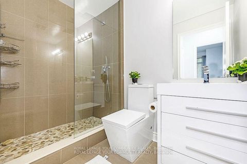 Photo 22 at 114 - 25 Earlington Avenue, Kingsway South, Toronto