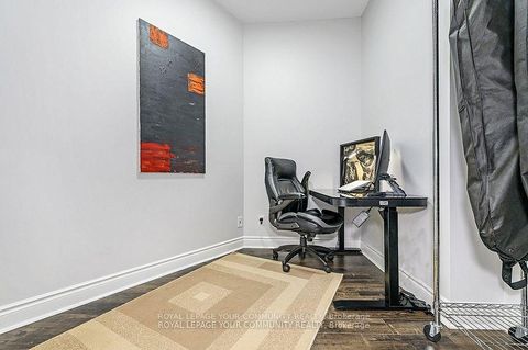 Photo 24 at 114 - 25 Earlington Avenue, Kingsway South, Toronto