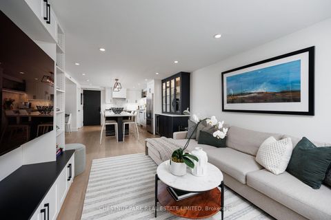 Photo 12 at 203 - 40 Oaklands Avenue, St. Clair, Toronto