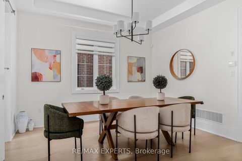Photo 9 at 17 Kinburn Crescent, Vellore Village, Vaughan