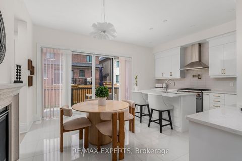 Photo 13 at 17 Kinburn Crescent, Vellore Village, Vaughan