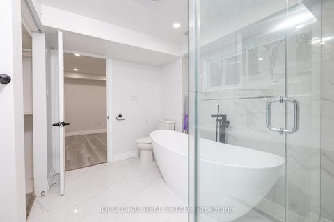 Photo 25 at 895 Ripley Crescent, Pinecrest, Oshawa