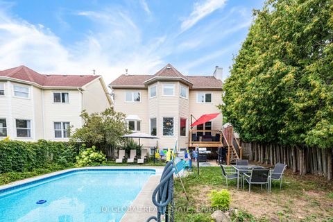 Photo 29 at 895 Ripley Crescent, Pinecrest, Oshawa