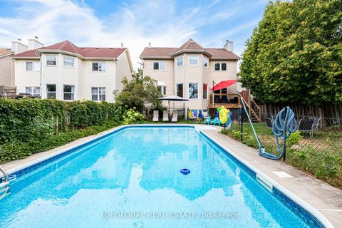 Photo 31 at 895 Ripley Crescent, Pinecrest, Oshawa