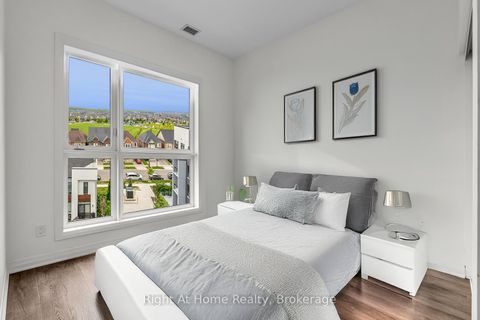 Photo 9 at 419 - 50 Kaitting Trail, GO Glenorchy, Oakville