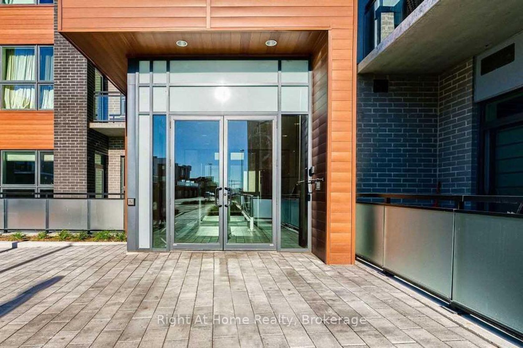 419 - 50 Kaitting Trail, GO Glenorchy, Oakville 