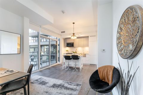 Photo 7 at 413 - 270 Dufferin Street, South Parkdale, Toronto