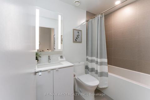 Photo 23 at 413 - 270 Dufferin Street, South Parkdale, Toronto