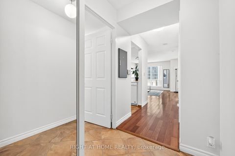 Photo 8 at 613 - 1 Lee Centre Drive, Woburn, Toronto