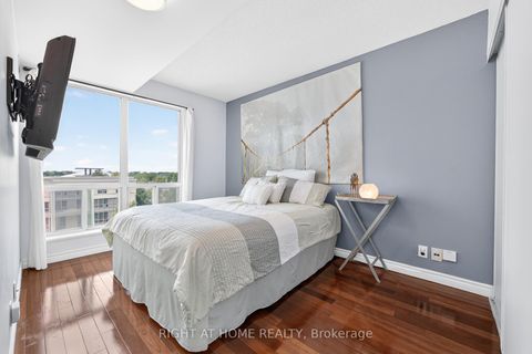 Photo 16 at 613 - 1 Lee Centre Drive, Woburn, Toronto