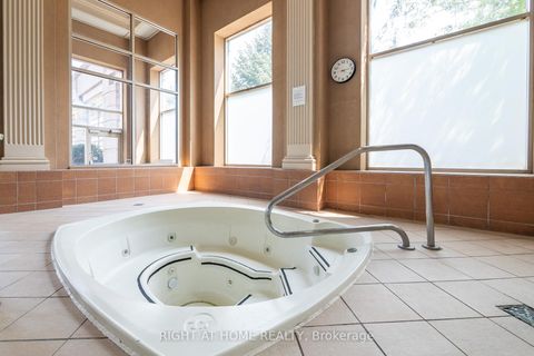 Photo 31 at 613 - 1 Lee Centre Drive, Woburn, Toronto
