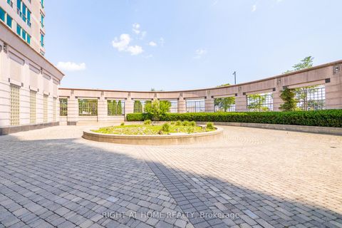 Photo 32 at 613 - 1 Lee Centre Drive, Woburn, Toronto