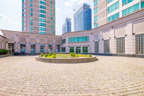 Photo 34 at 613 - 1 Lee Centre Drive, Woburn, Toronto