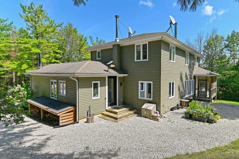 Photo 29 at 1614 Concession 10 Nottawasaga S, Rural Clearview, Clearview Photo 29 at 1614 Concession 10 Nottawasaga S, Rural Clearview, Clearview