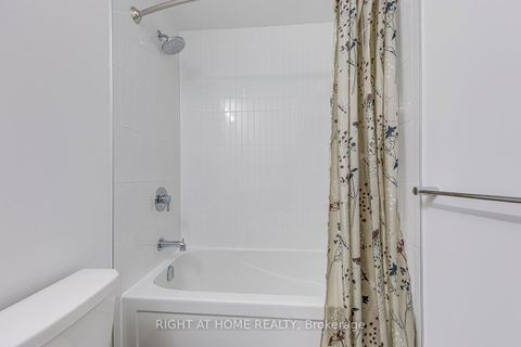 Photo 27 at 538 - 2501 Saw Whet Boulevard, GA Glen Abbey, Oakville