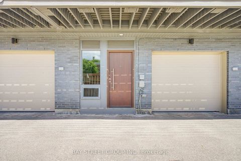 Photo 28 at 27 Sonic Way, Flemingdon Park, Toronto