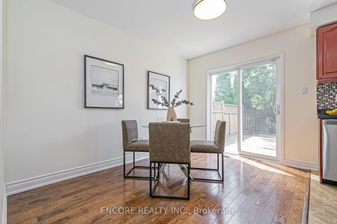 Photo 14 at 252 Forest Run Boulevard, Patterson, Vaughan