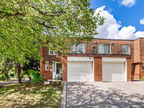 Photo 1 at 20 - 50 Bridletowne Circle, L'Amoreaux, Toronto