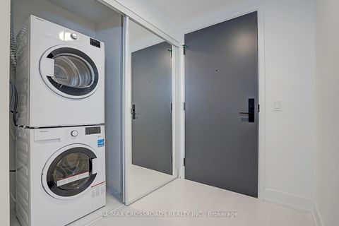 Photo 1 at 520 - 308 Jarvis Street, Yonge Corridor, Toronto