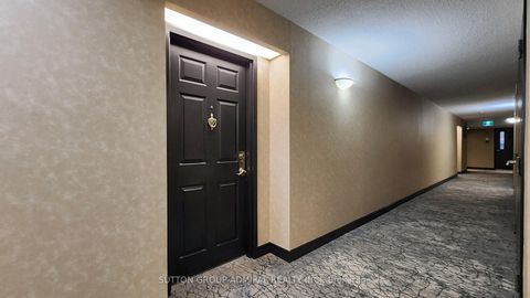 Photo 2 at 410 - 175 Cedar Avenue, Harding, Richmond Hill