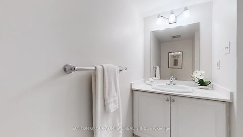 Photo 10 at 410 - 175 Cedar Avenue, Harding, Richmond Hill