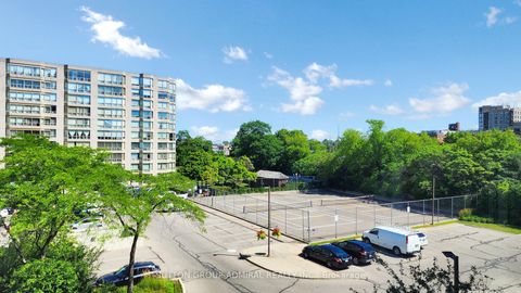Photo 13 at 410 - 175 Cedar Avenue, Harding, Richmond Hill