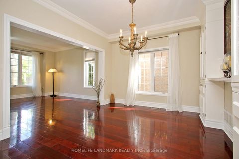 Photo 3 at 44 Skywood Drive, Jefferson, Richmond Hill