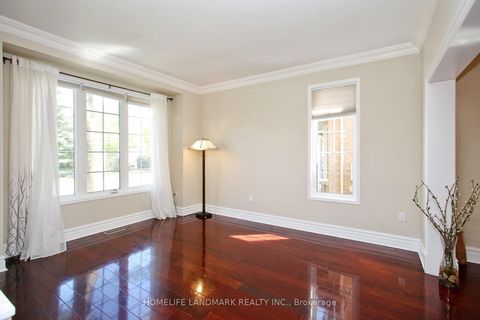 Photo 7 at 44 Skywood Drive, Jefferson, Richmond Hill