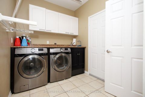 Photo 27 at 44 Skywood Drive, Jefferson, Richmond Hill