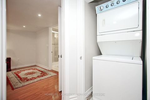 Photo 35 at 44 Skywood Drive, Jefferson, Richmond Hill