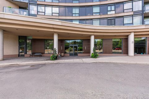 Photo 3 at 716 - 18 Valley Woods Road, Donalda, Toronto