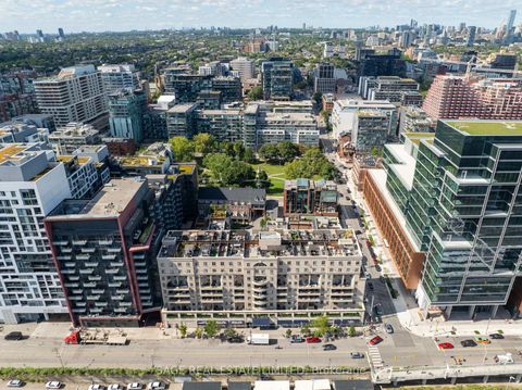 Photo 2 at 615 - 550 Front Street W, Waterfront Communities C1, Toronto